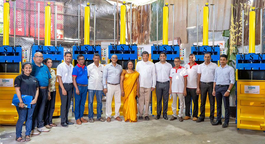 World Vision Lanka The Coca Cola FoundationRecognizes Seven Resource Collectors on World Recycling Day