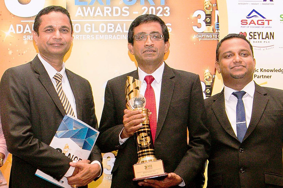 Royal Cashews proudly bags NCE Gold Award