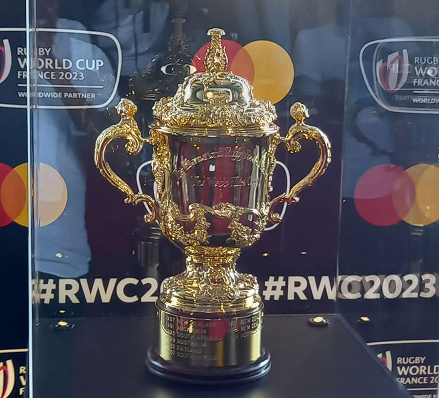 A unique opportunity for Nations Trust Bank customers to view the Webb Ellis Cup in Sri Lanka
