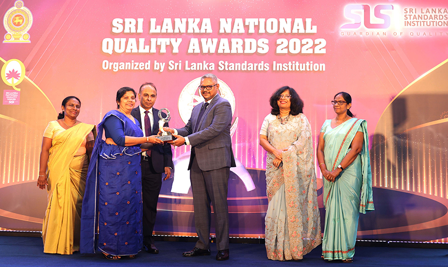 SLSI honours ComBank for winning World Class Global Performance Excellence Award