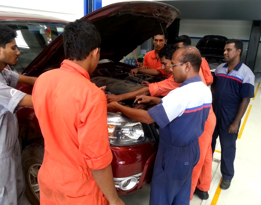 ford-builds-on-promise-of-global-service-standards-in-sri-lanka-3