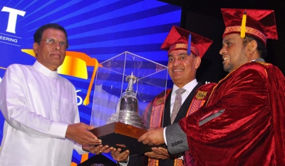 HE President Maithripala Sirisena honours SLIIT’s class of 2016 as chief guest at convocation