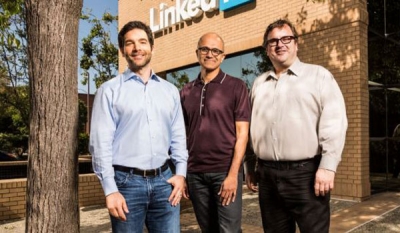 Microsoft agrees to buy LinkedIn for $26.2bn