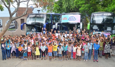 HNB takes 274 Singithi depositors on guided tour of Ratmalana airport and Colombo port