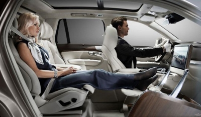 Volvo XC90 cars set the standard with new and stylish design transfor-mation