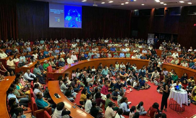 Into the Ocean's Depths : Oceanswell Hosts Two Evenings of Engaging Ocean Storytelling in Colombo