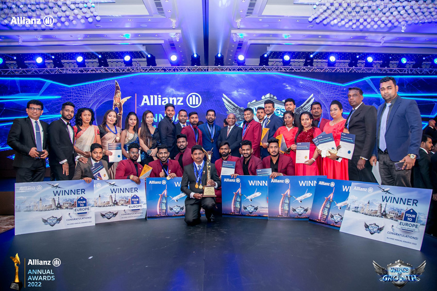 Allianz Lanka Celebrates its Top Sales Performers of 2021 at Allianz Annual Awards Ceremony image