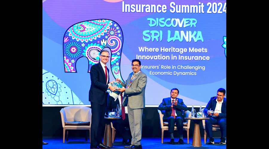 AIAs Director of Group Healthcare Dr. Christian Wards Speaks at Sri Lanka International Insurance Summit 2024