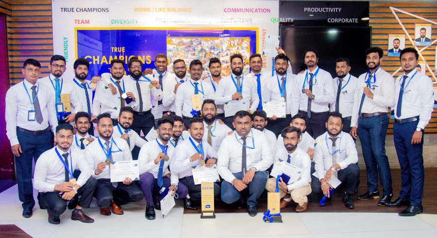 CICT rewards its champions at South Asia s first quay crane operators competition