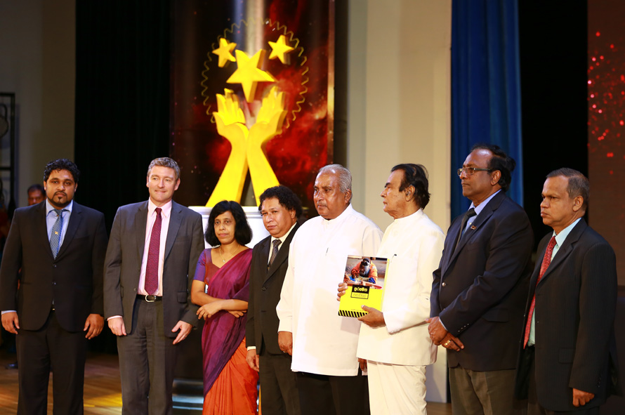Industry Leader in Occupational Health and Safety Holcim Lanka Powers 2014 National Safety Awards