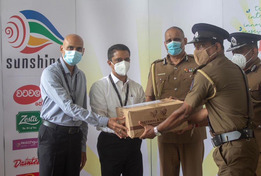 Sunshine Holdings supports Sri Lanka Police with donation of Watawala Tea
