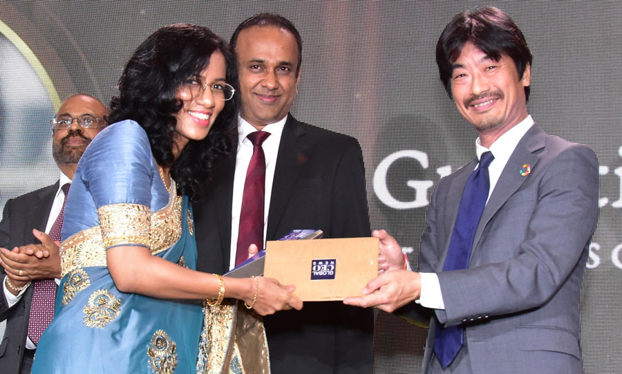 Managing Director of S G Actuarial Consultancy Saroja Gunatilleke wins 45 Under 45 Leadership Excellence Platinum Award