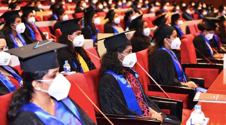 businesscafe IIHS strengthens Sri Lanka healthcare industry with Graduation of over 400 Healthcare Professionals