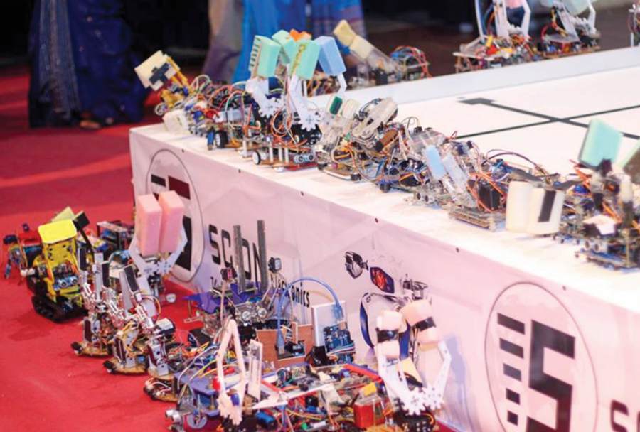 SLIIT kicks off ROBOFEST 2022 with much awaited onsite competition showcasing knowledge innovation and teamwork