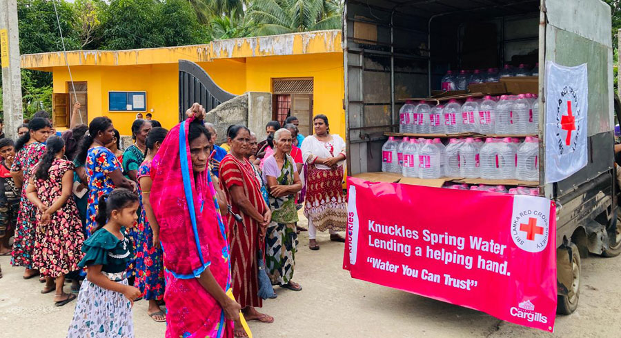 Knuckles Water and Sri Lanka Red Cross Partner for Rapid Flood Relief Efforts