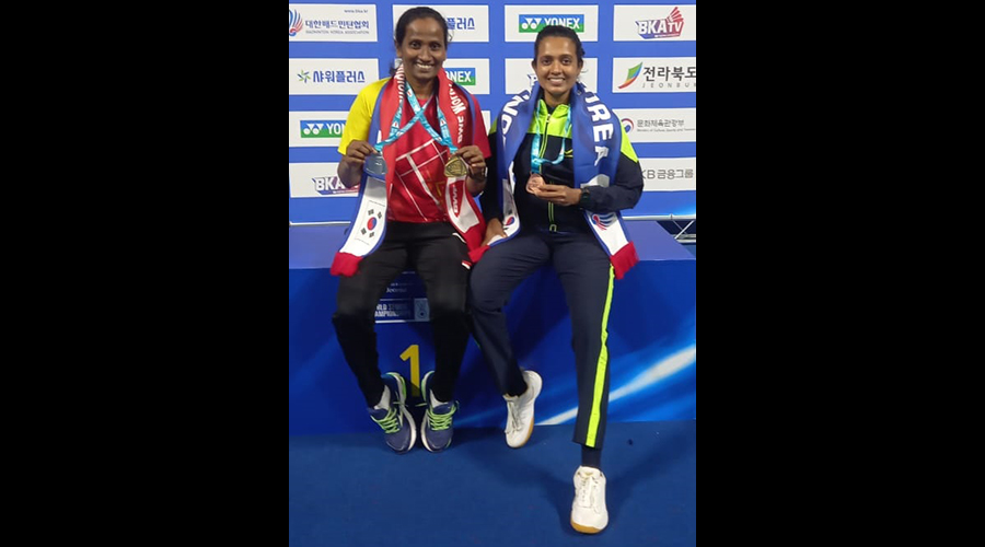Sri Lankan badminton sensationChandrika wins gold and silver Nadishasecures Bronze