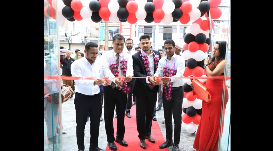 Macktiles Lanka Marks Major Milestone with Opening of 50th Showroom in Ratmalana
