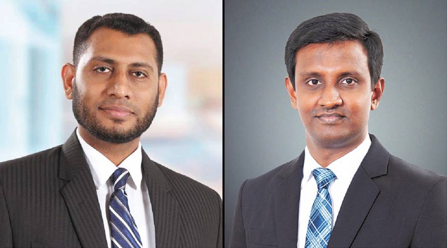 Commercial Leasing Finance PLC Head of Islamic Business Division Ilsam Awfer Left and Head of Gold Loan Business Unit Thuvagar Asohan