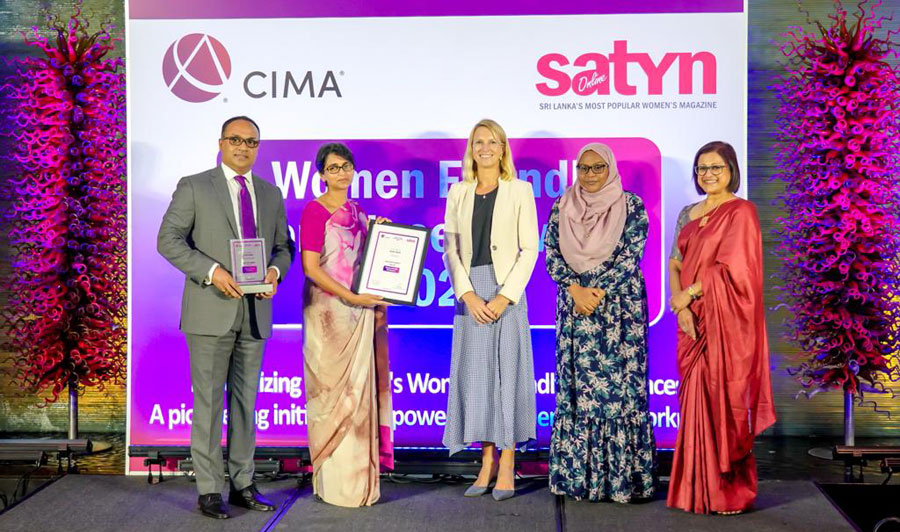 Seylan Bank among Top Ten in Sri Lankas first ever Women Friendly Workplace Awards 2021