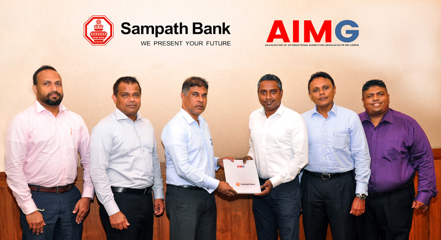 Sampath Bank signs MOU with AIMGSL the body representing internationally qualified professional marketers