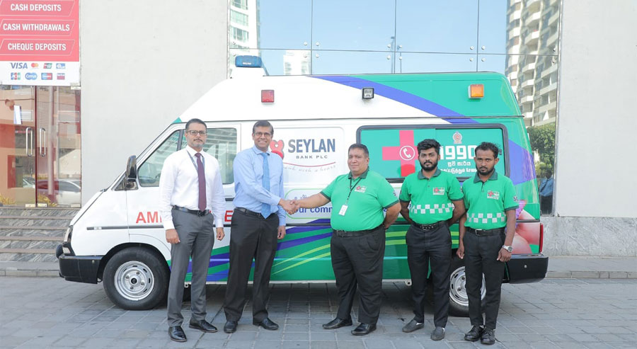 Seylan Bank strengthens access to medical aid with the 1990 Suwa Seriya Foundation