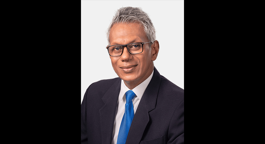 Mr. Dulindra Fernando CFA