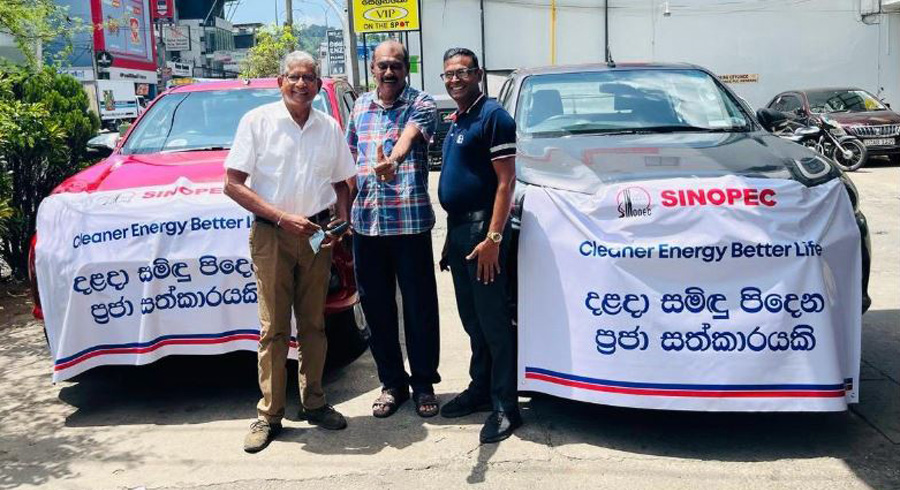 Sinopec supports devotees with fresh water at Sri Dalada Vandanawa Kandy