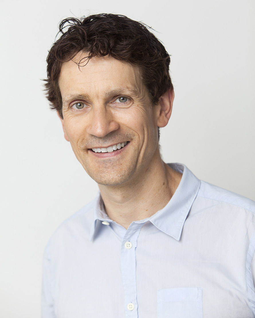 Twitter UK MD Bruce Daisley named Individual of the Year at the Social Buzz Awards