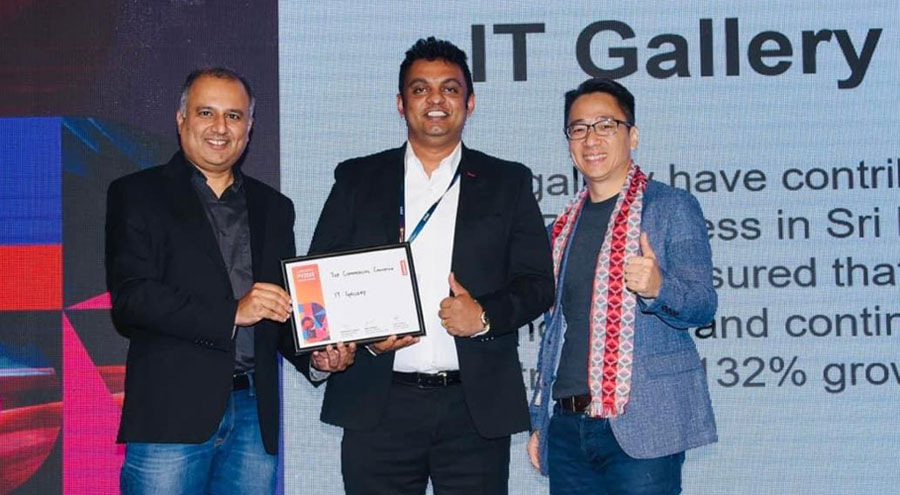 IT Gallery honoured as Top Commercial Champion at Lenovo FY21 22 Partner Awards and as Authorised Distributor for Lenovo Products in Sri Lanka