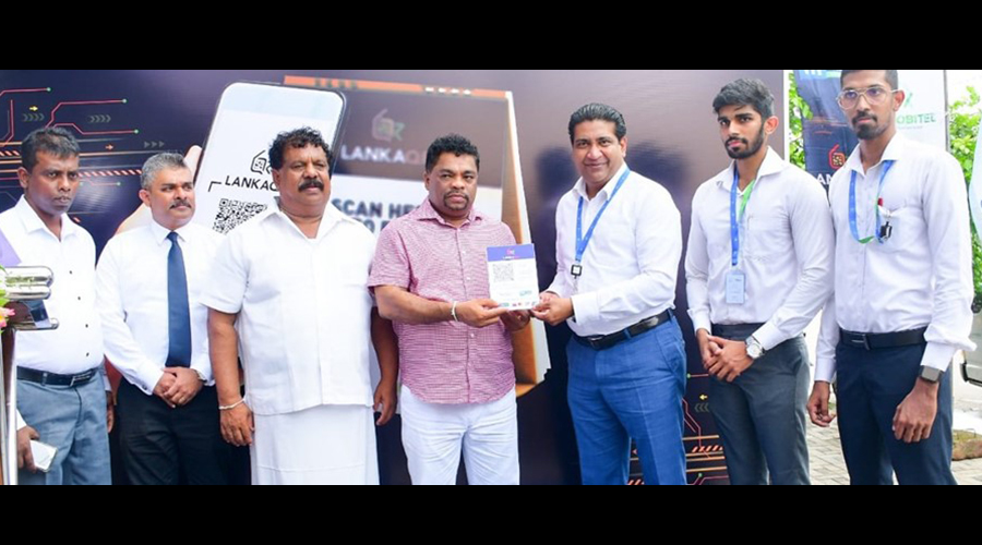SLT MOBITEL s mCash empowers Sri Lanka Fisheries CEYFISH outlets with LankaQR enabled payments