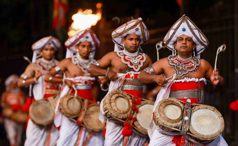 Ella Set to Dazzle with Grand Esala Perahera Boosting Hill Country Tourism