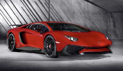 Lamborghini Aventador LP 750-4 Superveloce unveiled with extra power, less weight ( Video )