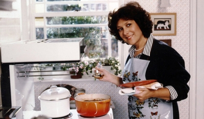 Facebook group set up to get Lynda Bellingham Oxo ad to air at Christmas