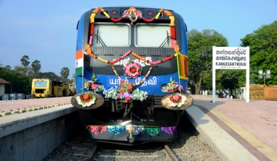 President Mahinda Rajapaksa inaugurates Jaffna - KKS railway track