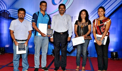 More than 100 teams compete at Combank Quiz 2015