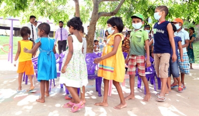GLITZ celebrates Children’s Day at Maharagama Apeksha Hospital (video)