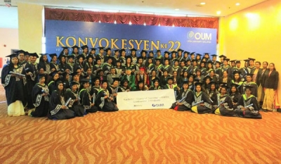 Over 100 IIHS student nurses graduate in Malaysia