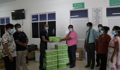 Kapruka delivers a donation of essentials to the families of healthcare staff at IDH