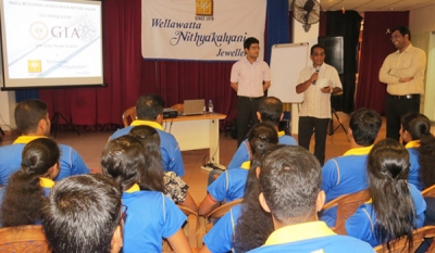 Gemmological Institute of America conducts skills development seminar for Wellawatte Nithyakalyani