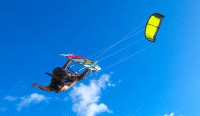 Switch launches the Element 4 All-Terrain kite ( Video )