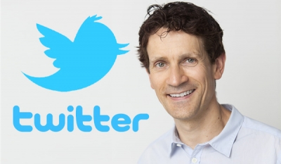 Twitter UK MD Bruce Daisley named Individual of the Year at the Social Buzz Awards