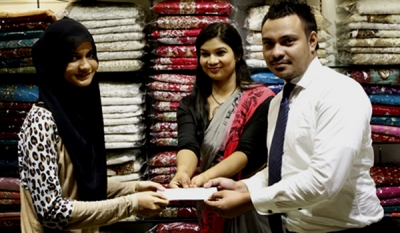 Pallu gifts gold to its women shoppers during its hugely successful wedding season promotion